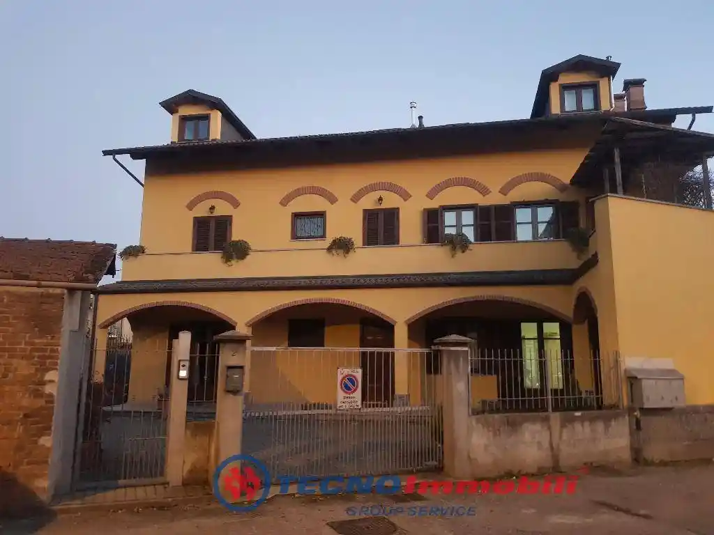 Casa indipendente in vendita a Nichelino