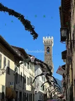 Casa indipendente in vendita a Scarperia e San Piero