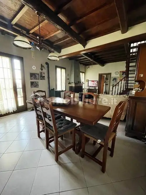 Villa plurifamiliare, buono stato, 149 m², Argenta - foto 2