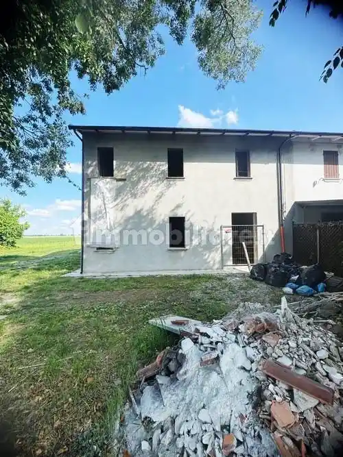 Appartamento in villa, da ristrutturare, 200 m², San Bartolomeo, Ferrara - foto 2