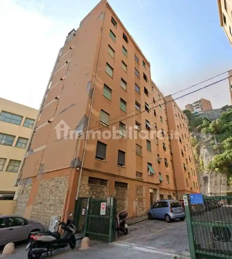 Appartamento in vendita a Genova