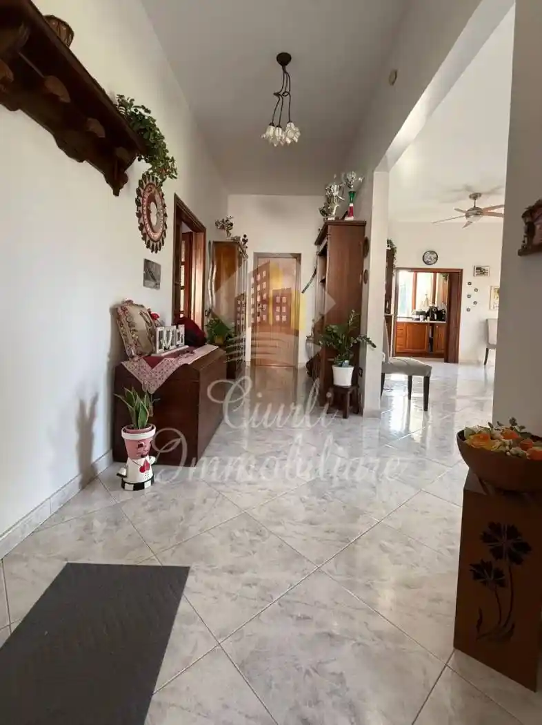 Appartamento in vendita a Campiglia Marittima