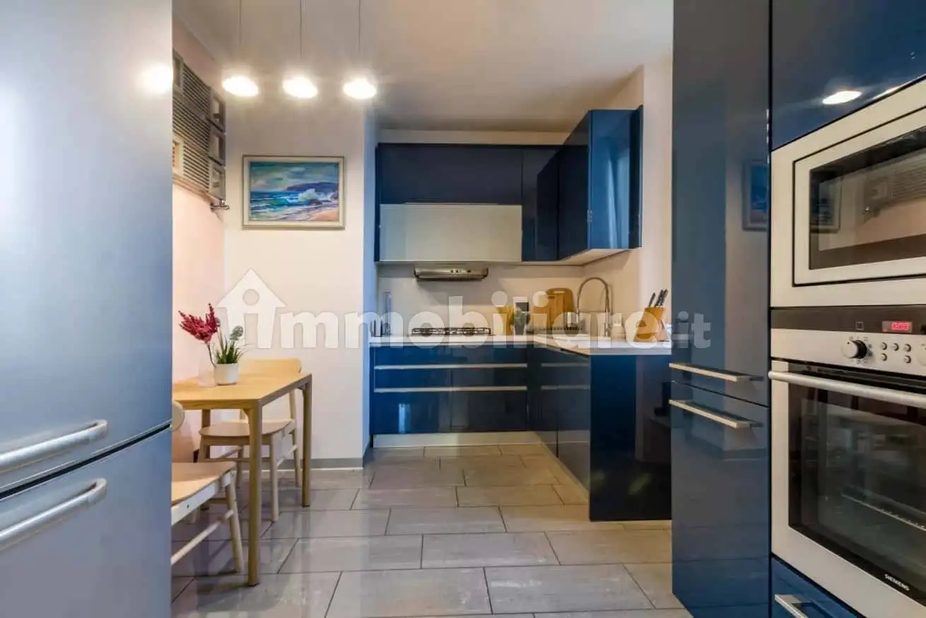 Appartamento in affitto a Cernobbio