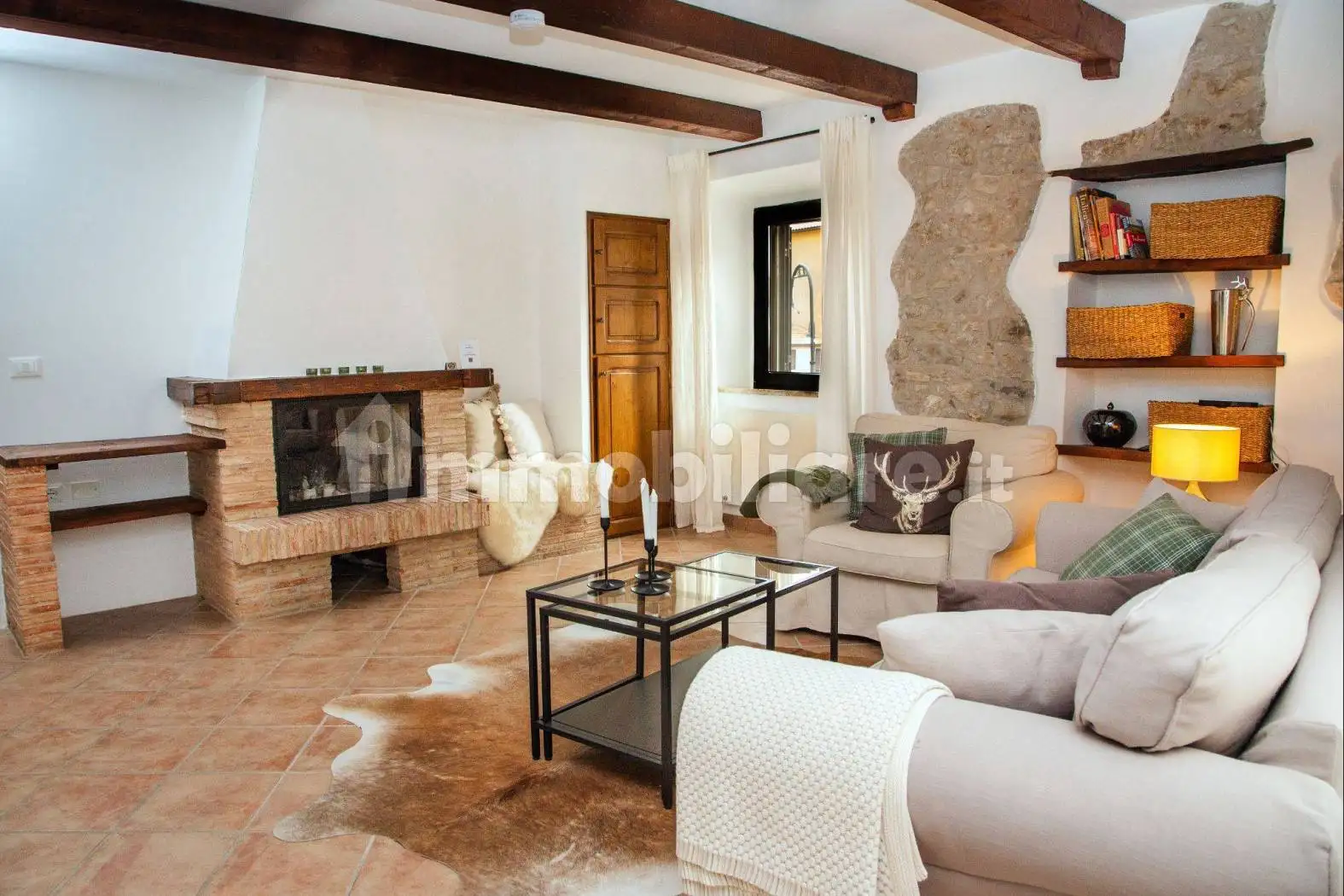 Appartamento in vendita a Roccalbegna