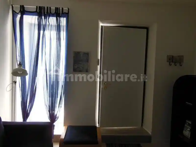 Bilocale ottimo stato, quarto piano, San Giacomo, Trieste - foto 3