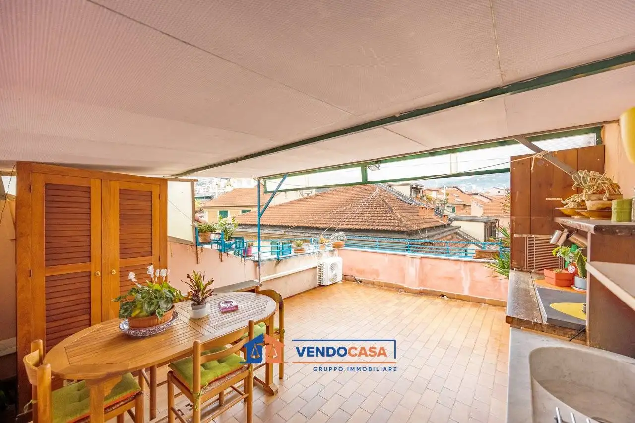 Appartamento in vendita a Varazze