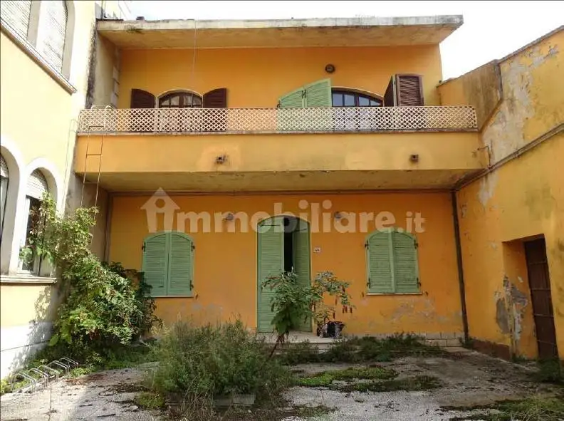 Casa indipendente in asta a Roverbella