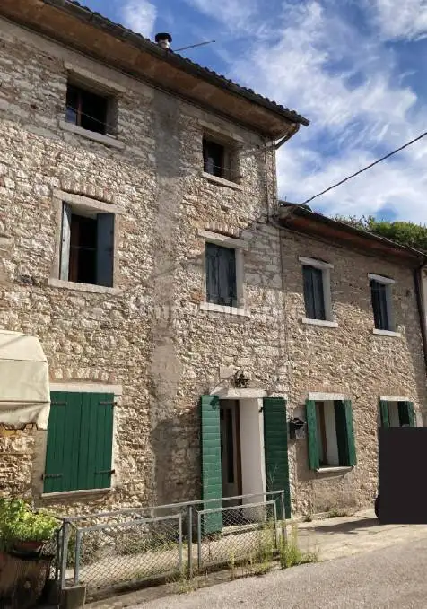 Casa indipendente in asta a Segusino
