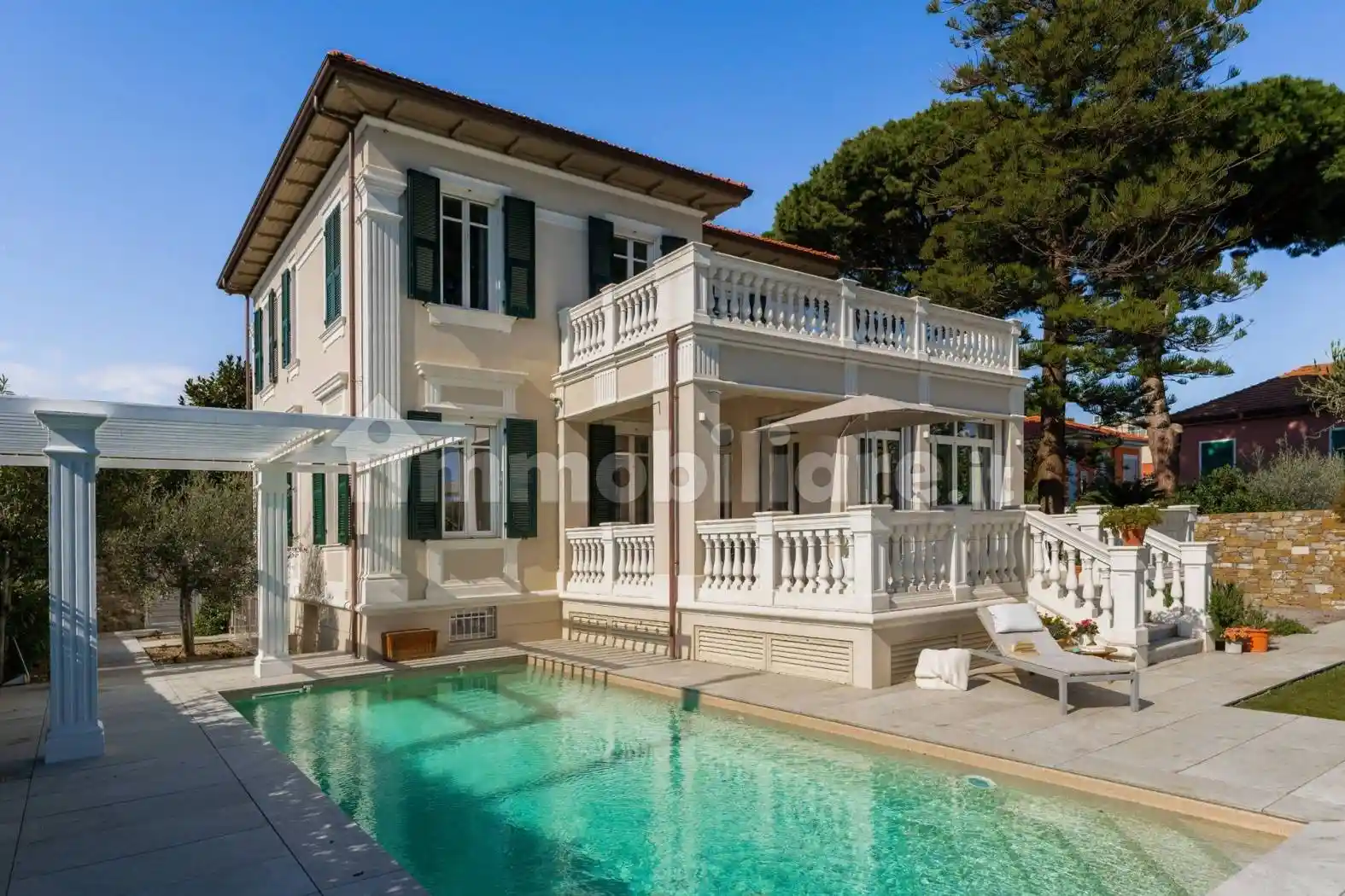 Villa in vendita a Diano Marina