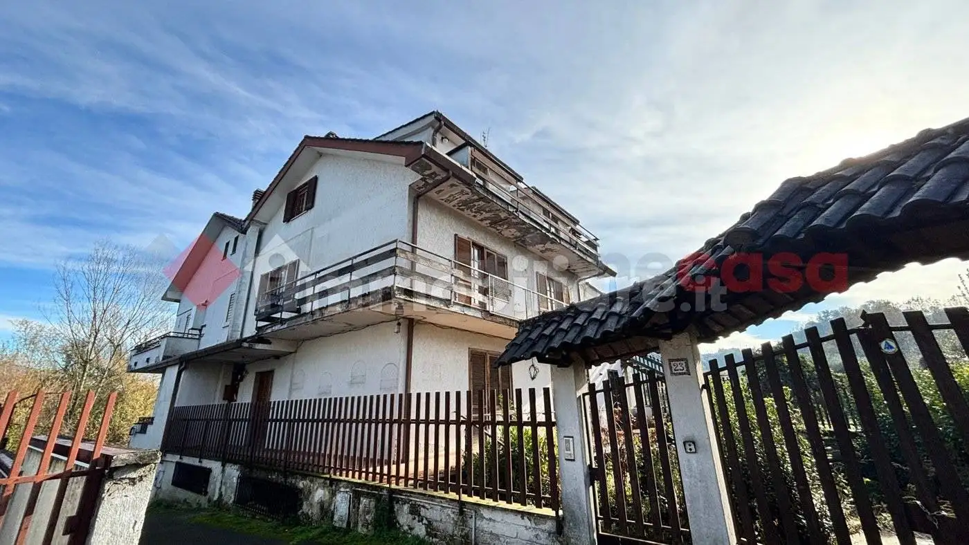 Villa plurifamiliare via Villini, 21, Alatri - foto 3