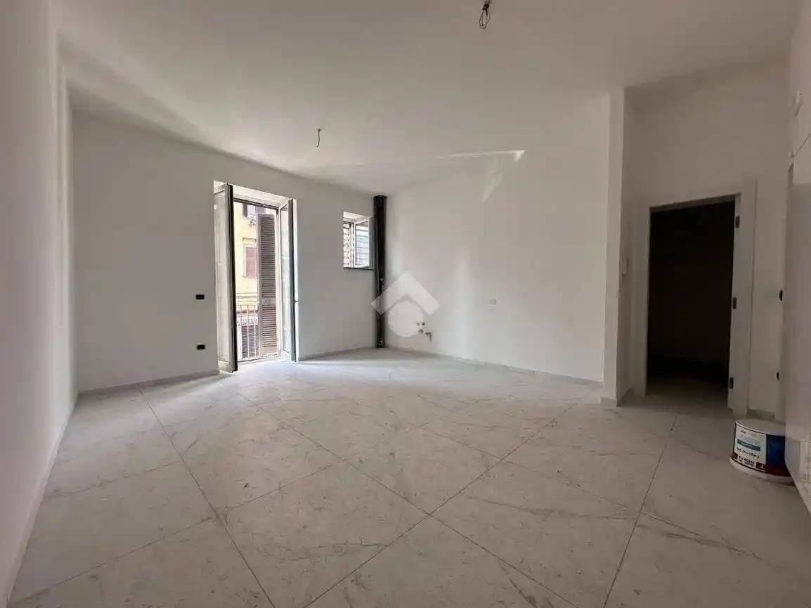 Trilocale via SS. Giovanni e Paolo 32, San Carlo All'Arena, Napoli - foto 2