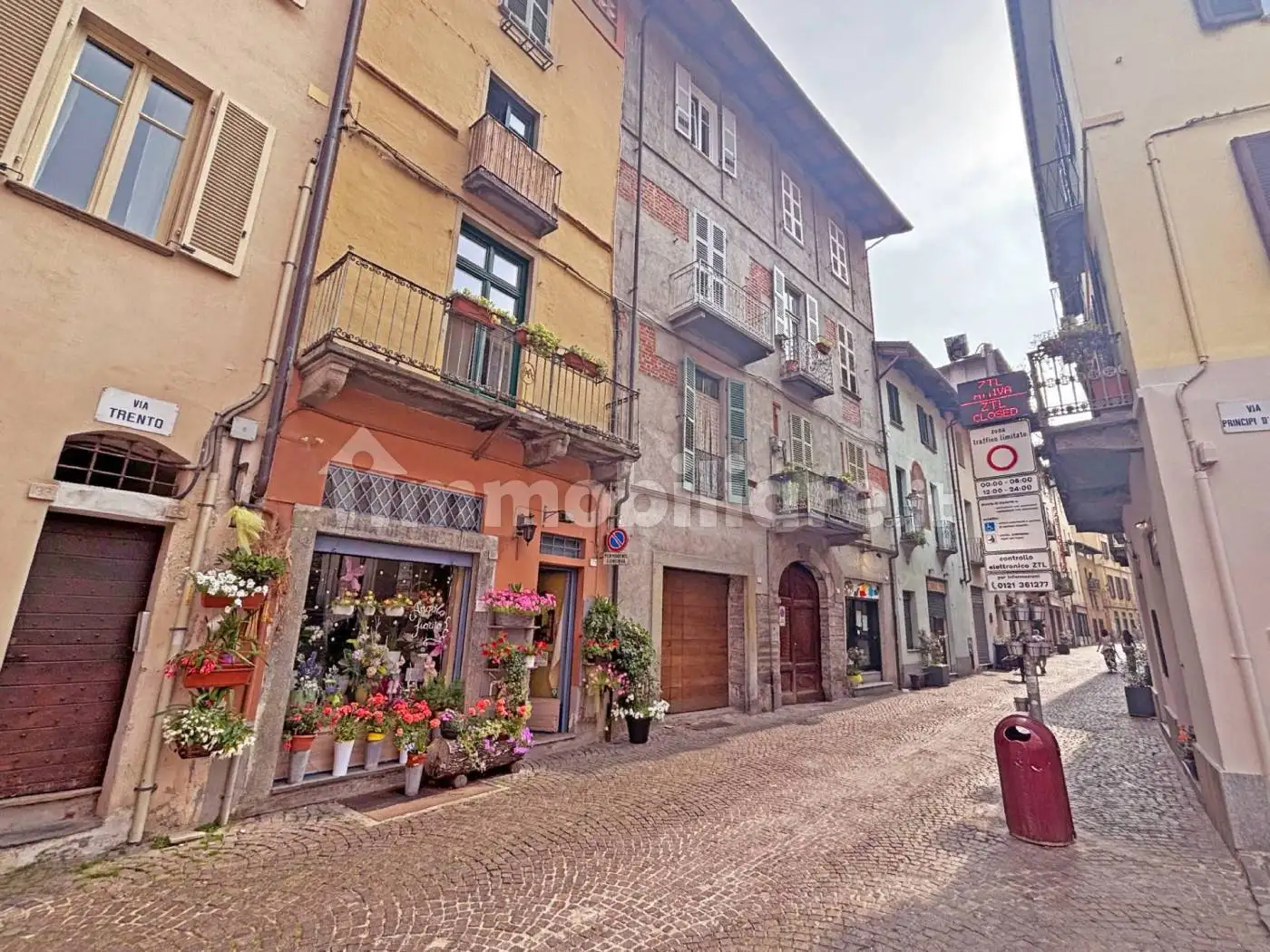 Trilocale via Trento 43, Centro Storico, Pinerolo - foto 2