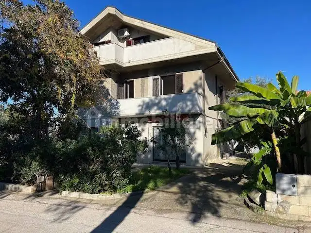 Appartamento in vendita a Pescara