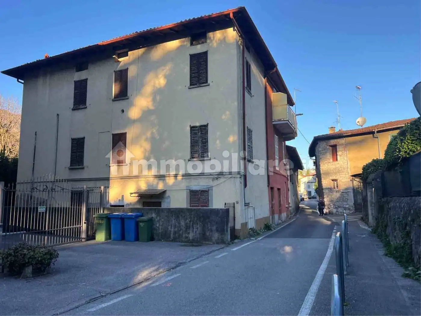 Casa indipendente in vendita a Lecco