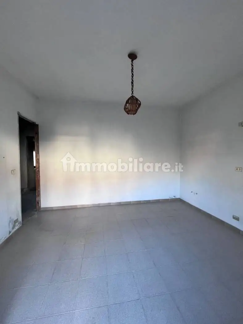 Terratetto unifamiliare piazza Martiri della Libertà, Centro, Bosconero - foto 5