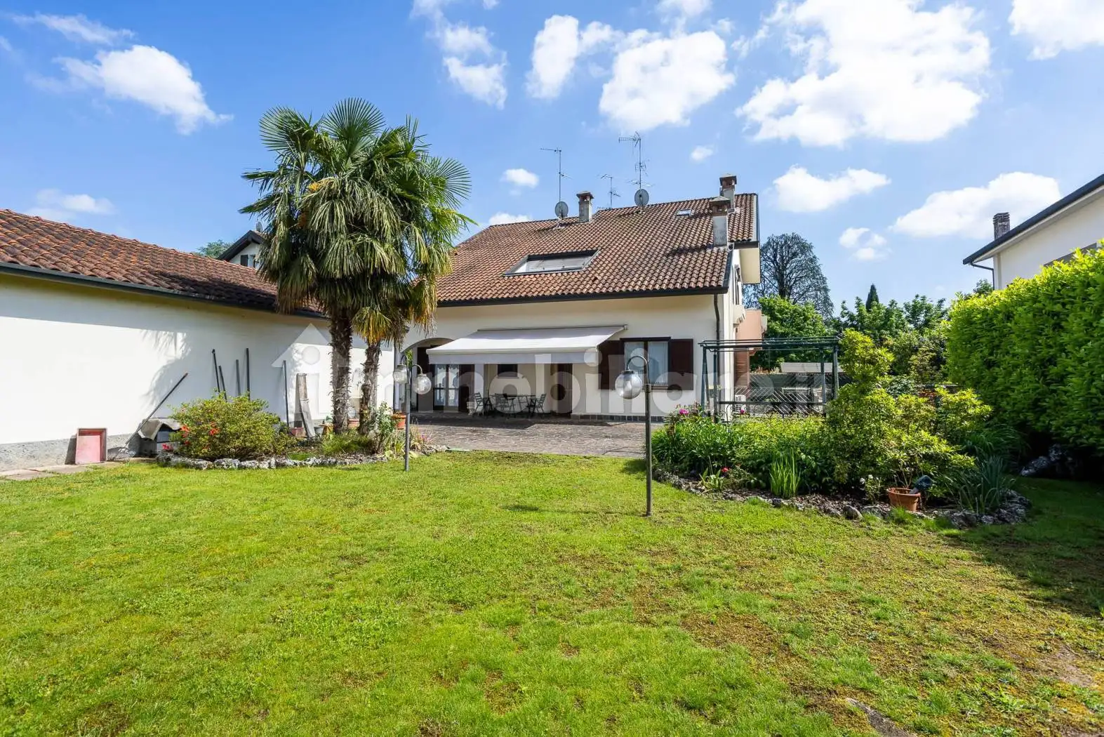 Villetta a schiera in vendita a Biassono