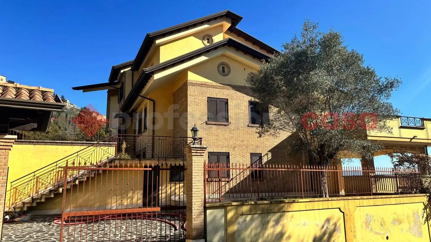 Trilocale via Aldo moro, 10, Centro, Alatri - foto 2