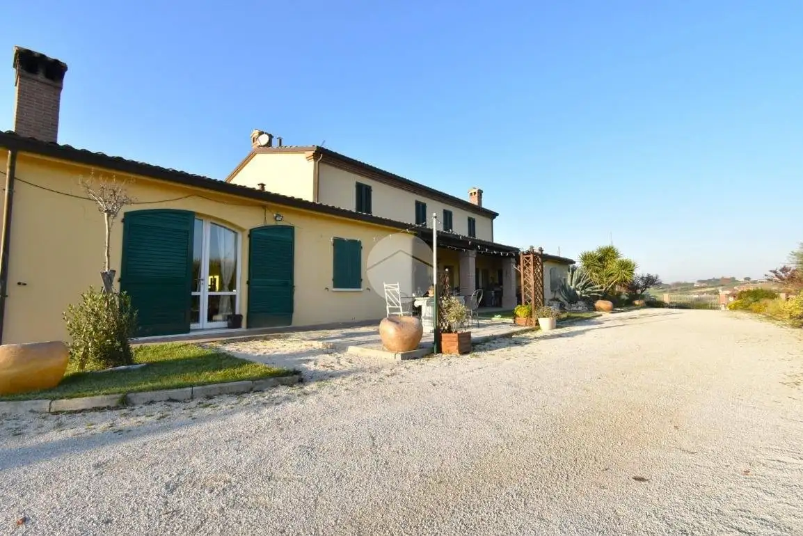Villa in vendita a Santarcangelo di Romagna