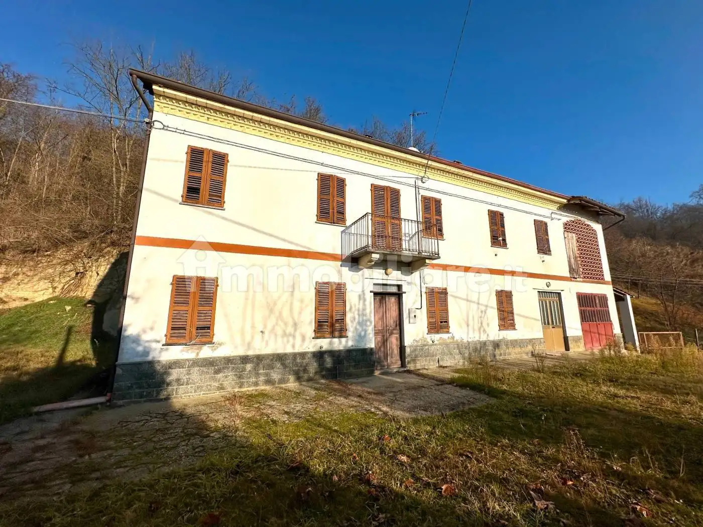 Rustico - Casale in vendita a Asti