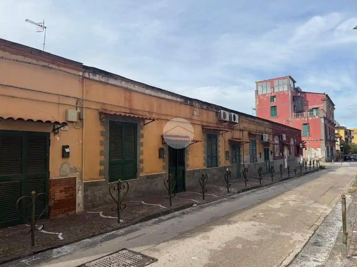 Appartamento in vendita a Napoli