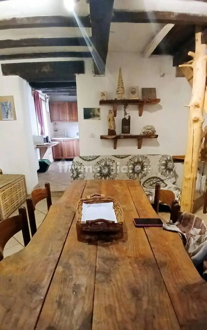 Appartamento in villa, buono stato, 135 m², Castelnovo Ne' Monti - foto 3