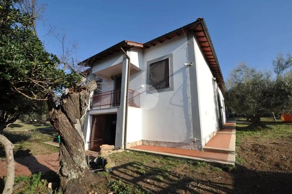 Villa unifamiliare vicolo di colle mattia 11, Finocchio, Roma - foto 3