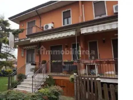 Appartamento in asta a Curtatone