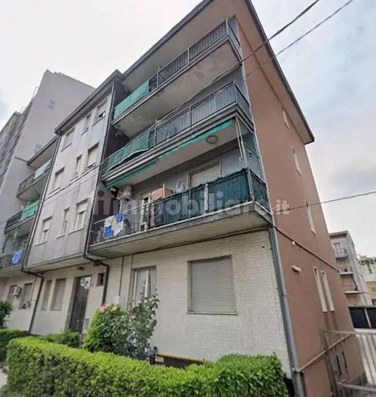 Appartamento in asta a Limbiate