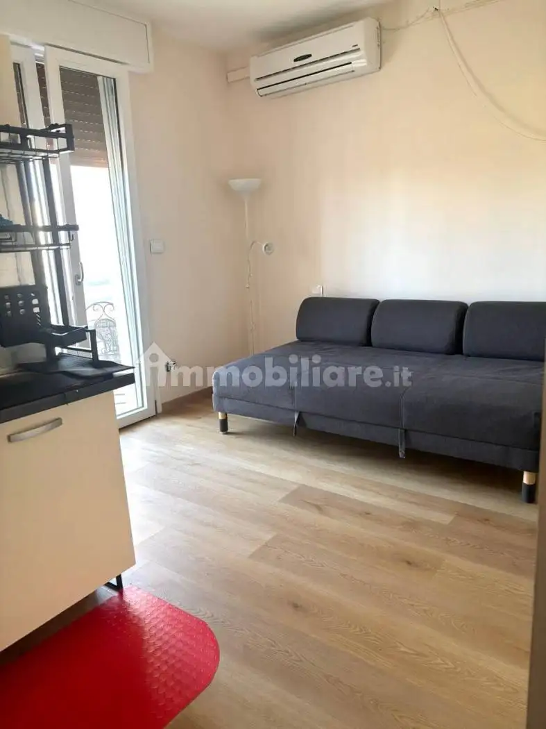 Appartamento in affitto a Modena