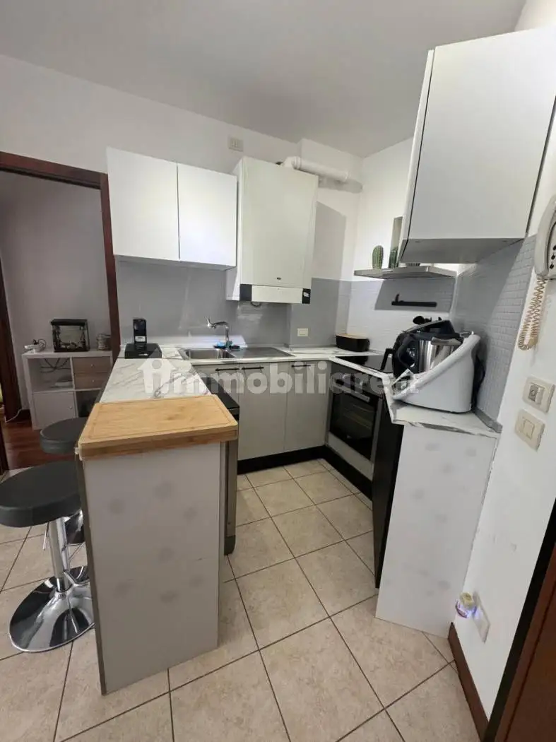 Appartamento in affitto a Paese