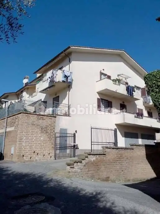 Appartamento in asta a Sutri