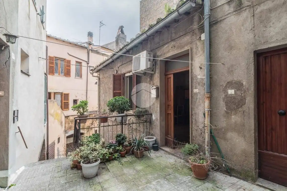 Appartamento in vendita a Gallese