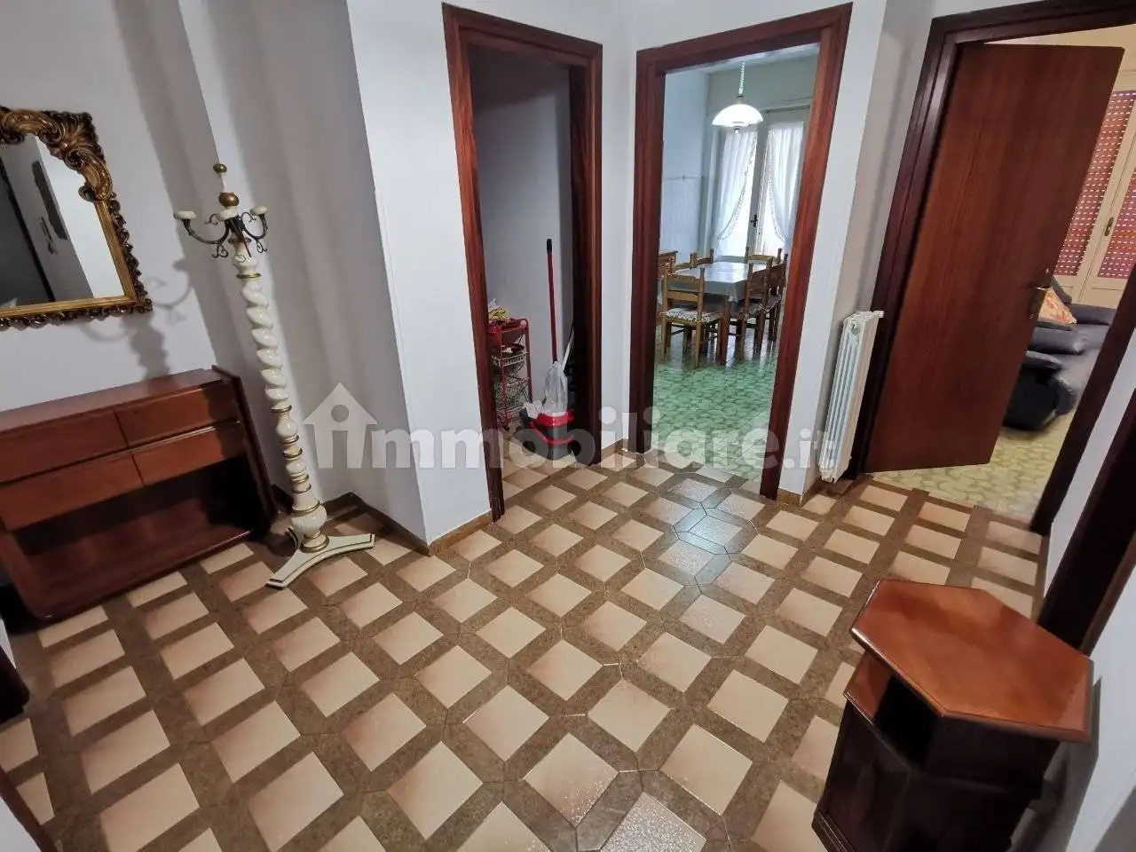 Trilocale piazza Municipio 6, Centro, Cisternino - foto 3