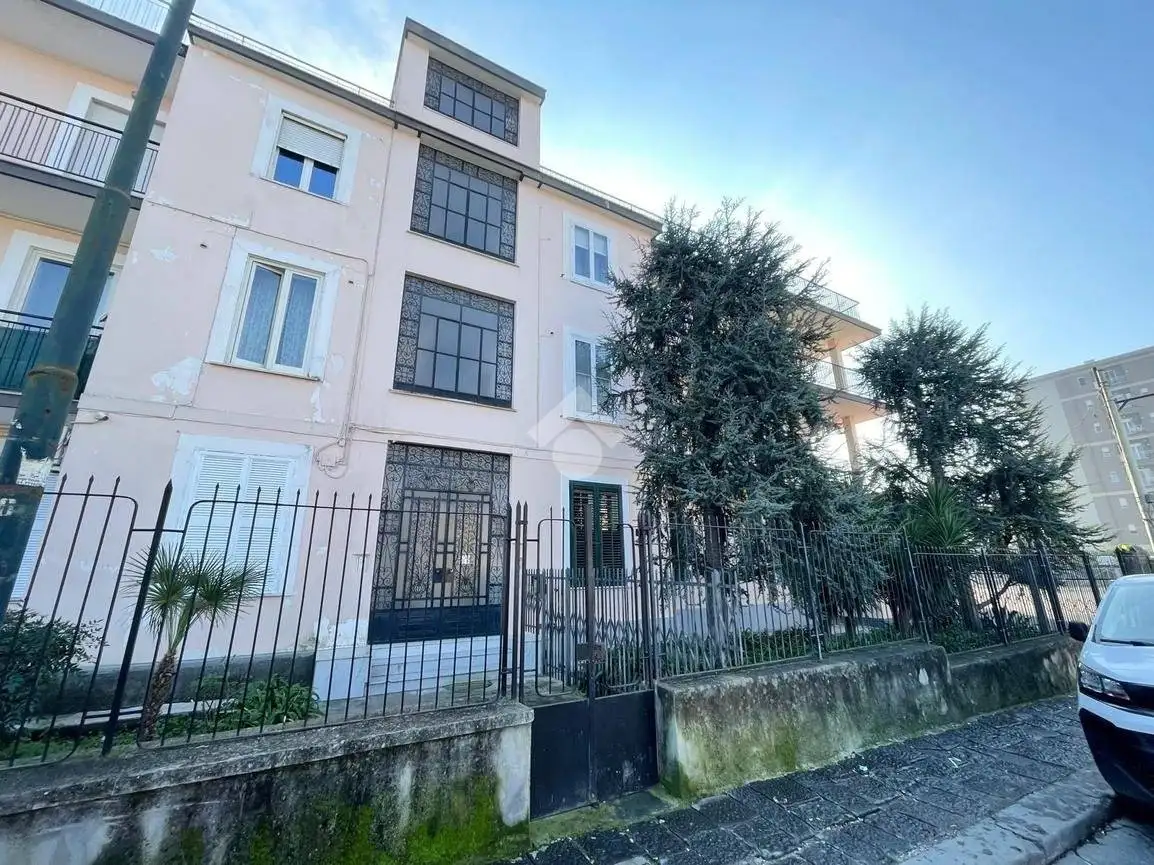 Appartamento in vendita a Pollena Trocchia