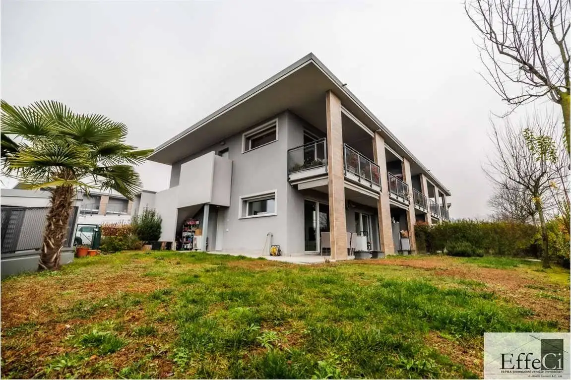 Appartamento in vendita a Gavirate