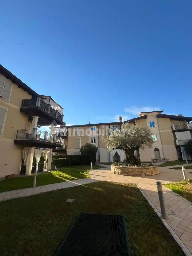 Trilocale via Enrico Mattei 28, Centro, Concesio - foto 2