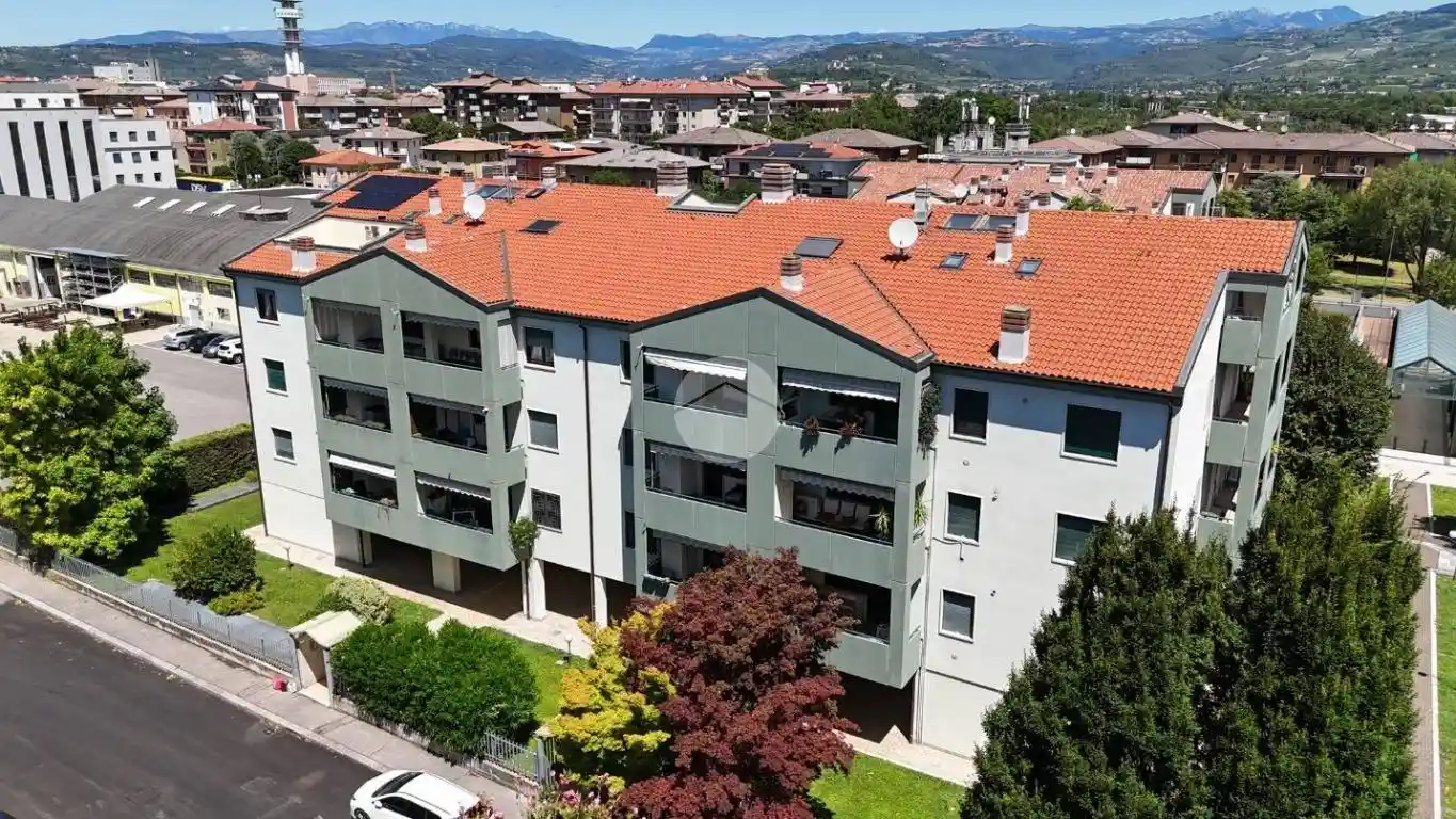 Appartamento via Paganella 9, San Michele Extra, Verona - foto 2