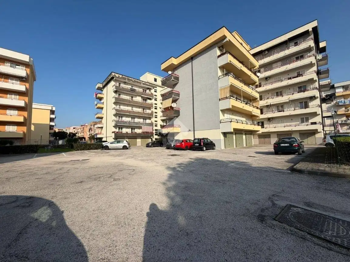 Quadrilocale via lorenzo viani 1, Monterusciello, Pozzuoli - foto 3