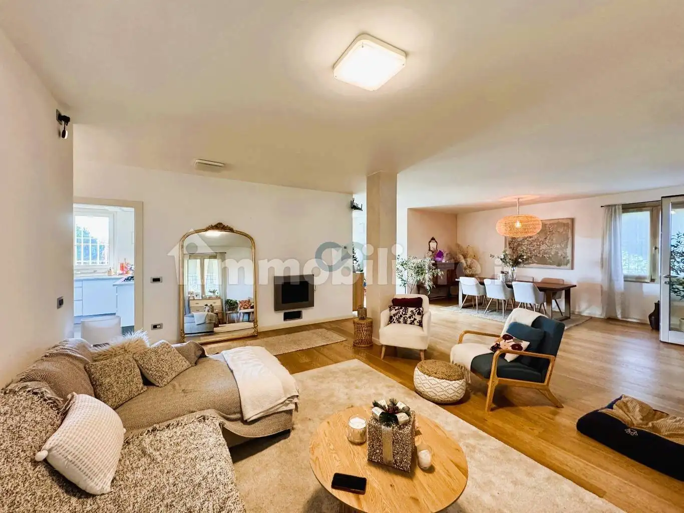 Villa in vendita a Padenghe sul Garda