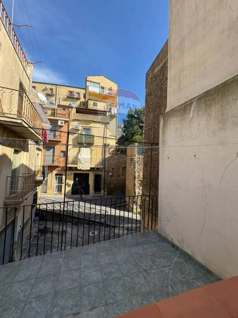 Terratetto unifamiliare via Ronco Schiciano 3-5, Centro, Caltagirone - foto 5
