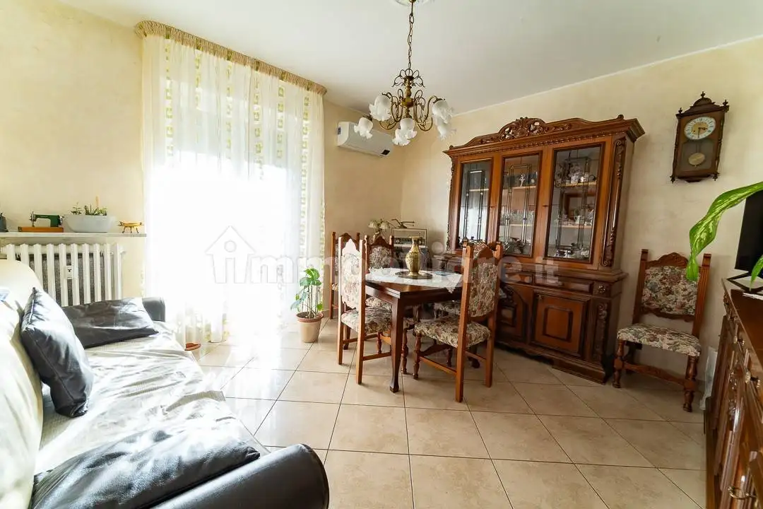 Appartamento in vendita a Baranzate