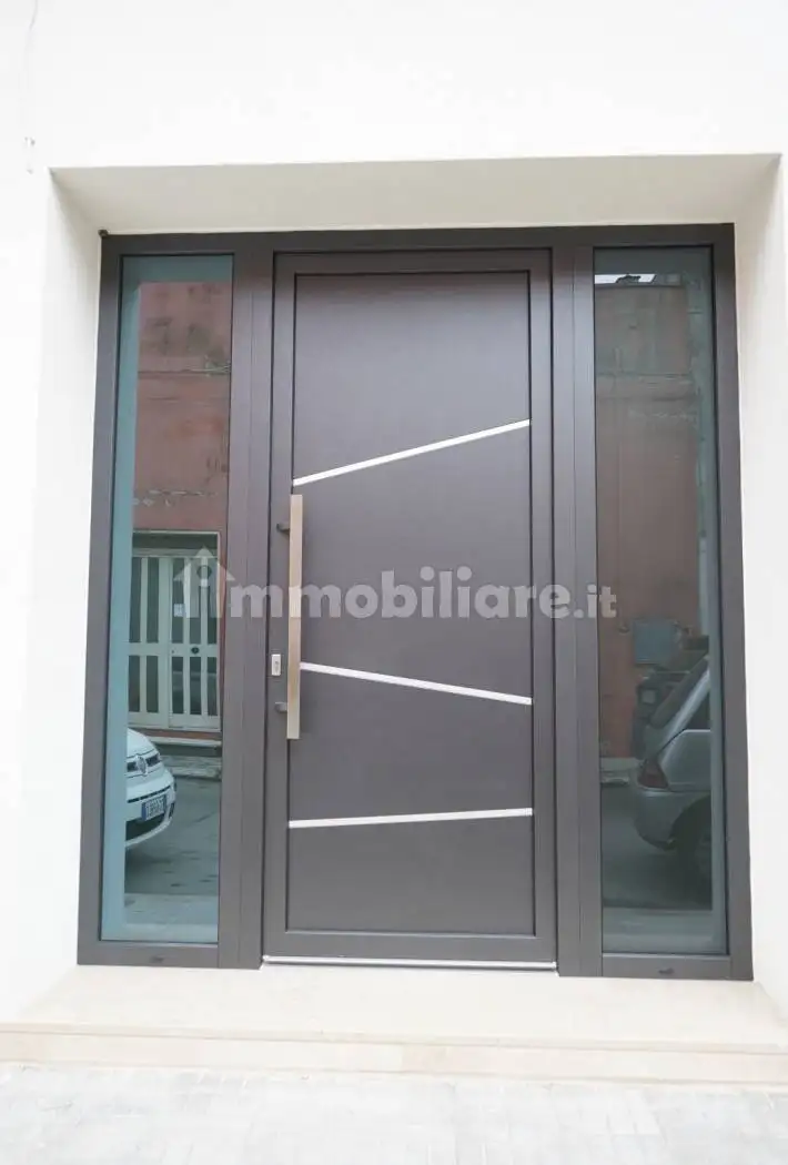 Trilocale via Copertino 17/C, Copertino - foto 2