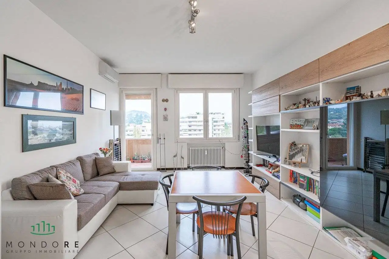 Appartamento in vendita a Bologna