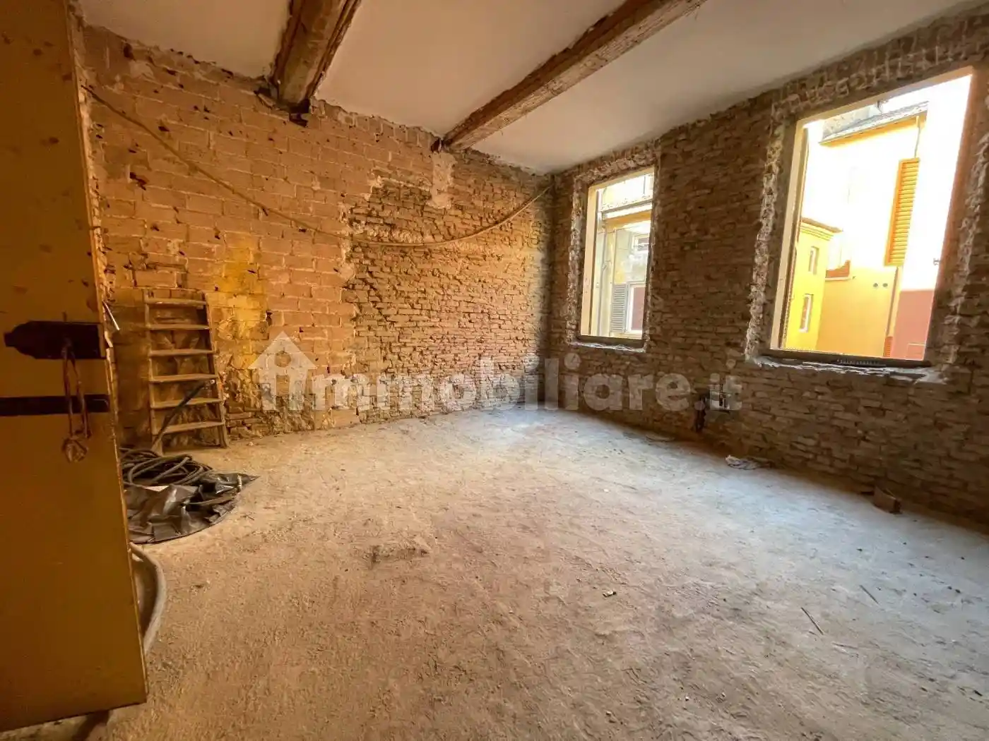 Trilocale da ristrutturare, secondo piano, Centro Storico, Modena - foto 5