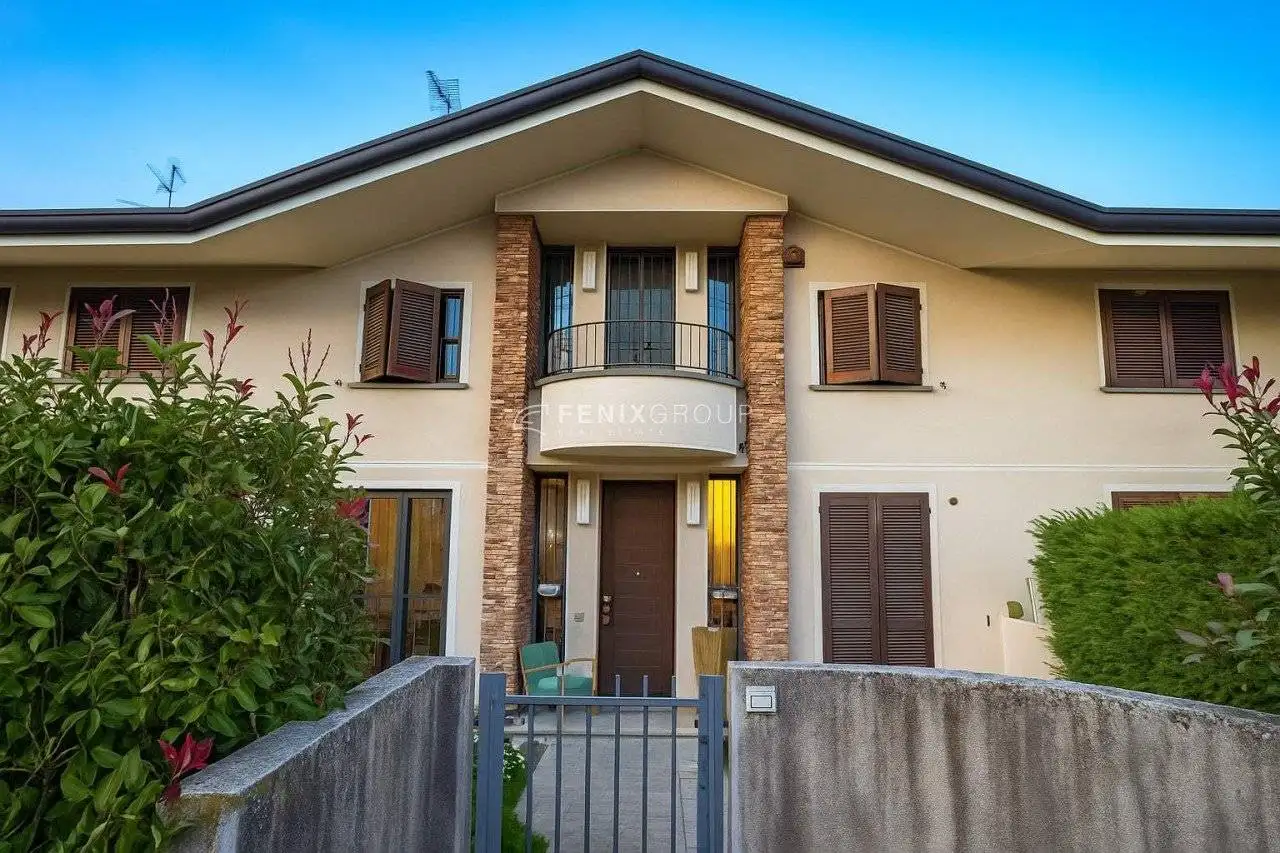 Villetta a schiera in vendita a Busnago