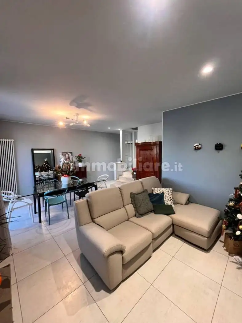 Villetta a schiera in vendita a Acquanegra sul Chiese