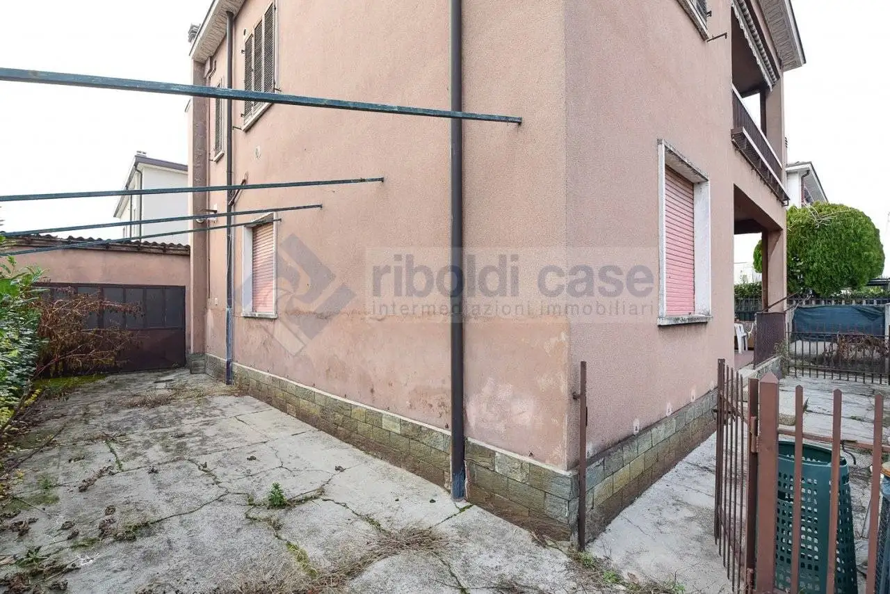 Villa unifamiliare, buono stato, 160 m², Desio - foto 3