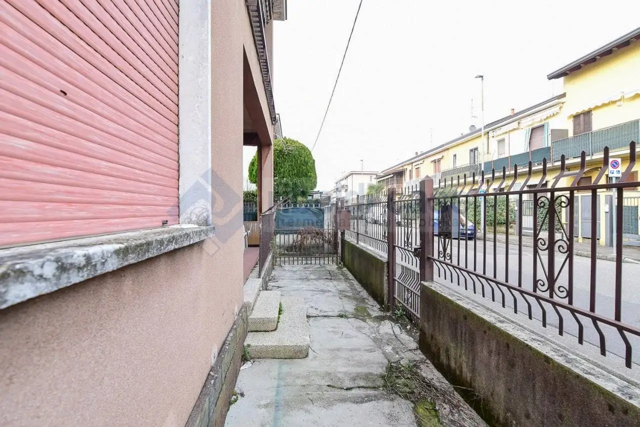 Villa unifamiliare, buono stato, 160 m², Desio - foto 4