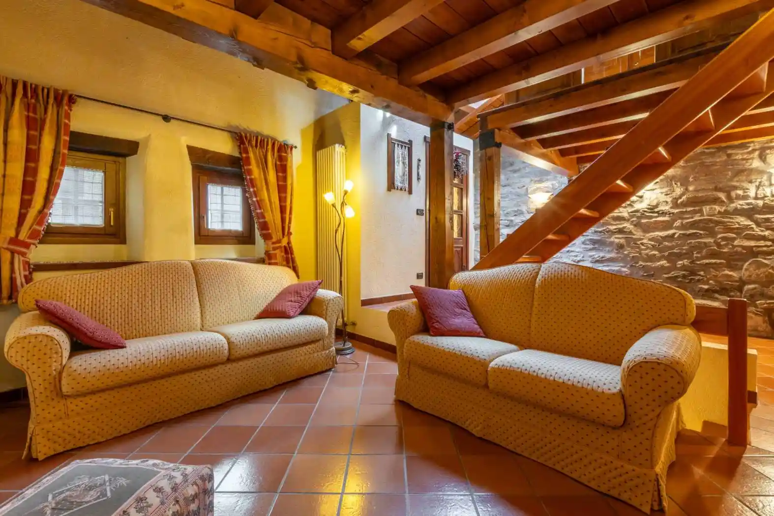 Trilocale via Hermitage 3, Centro, Courmayeur - foto 2