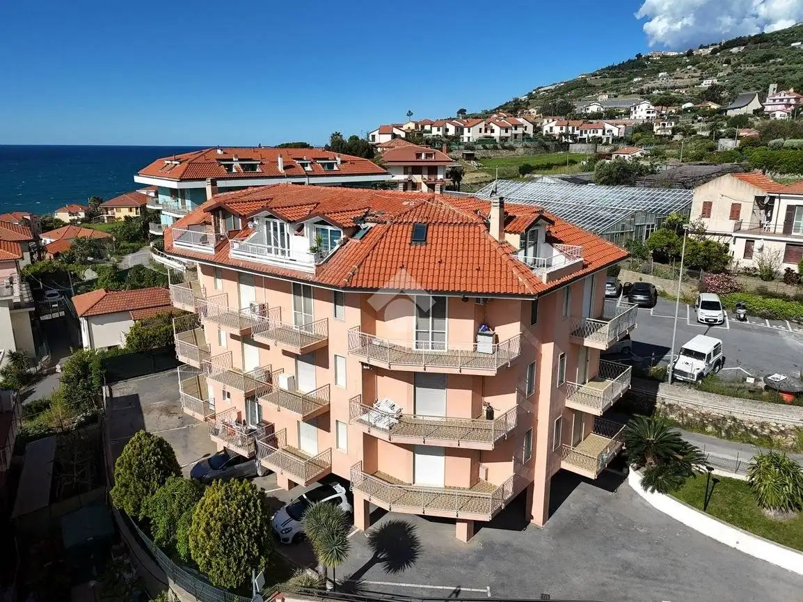 Mansarda via piani paorelli 15, Piani Paorelli, Costarainera - foto 2